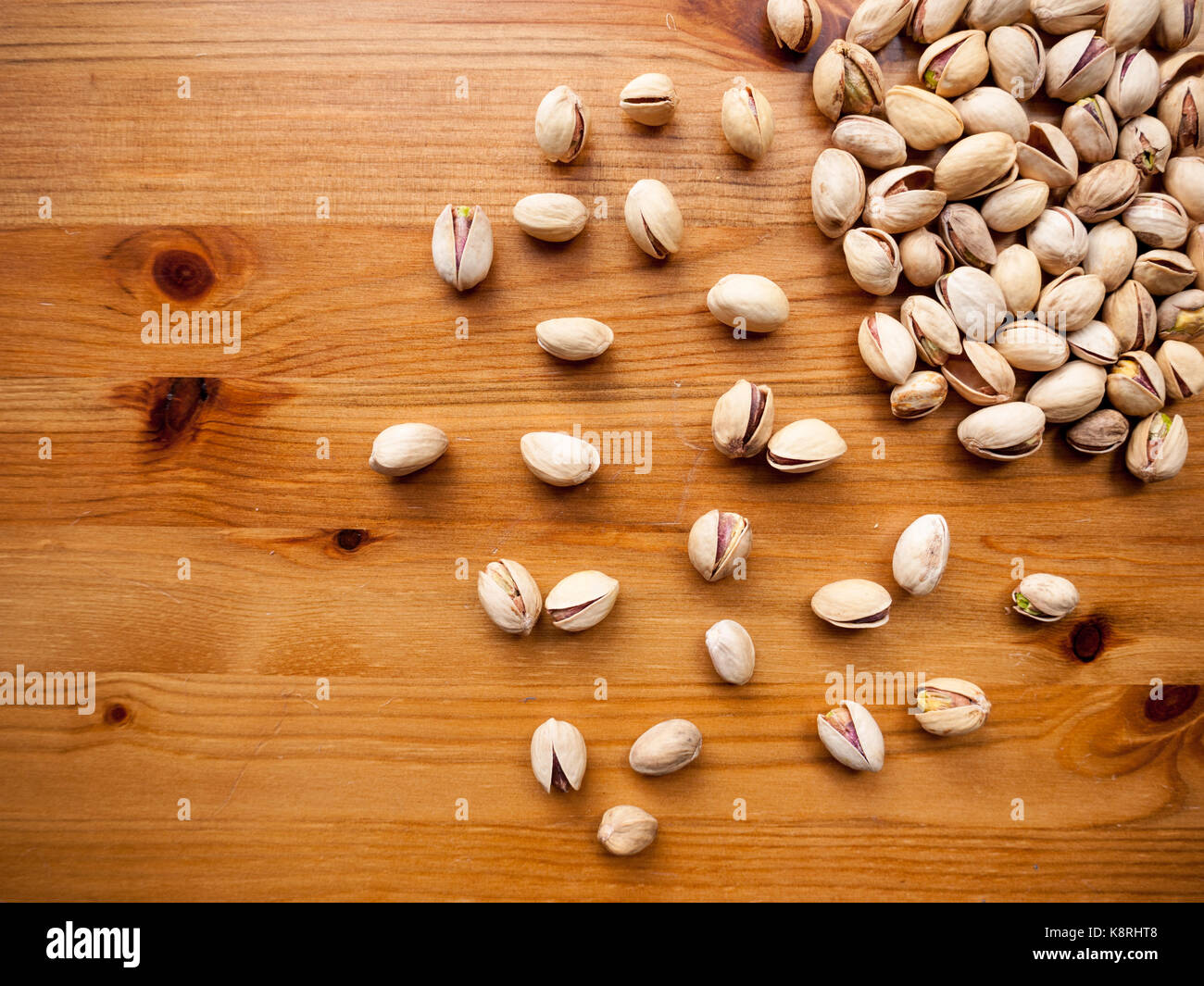 Pile of pistachio nuts hires stock photography and images Alamy