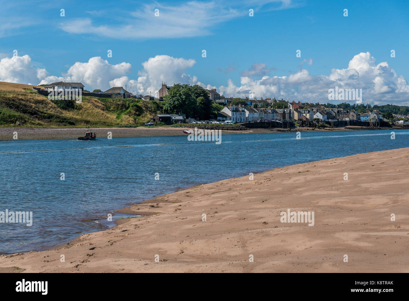 River south esk hi-res stock photography and images - Alamy