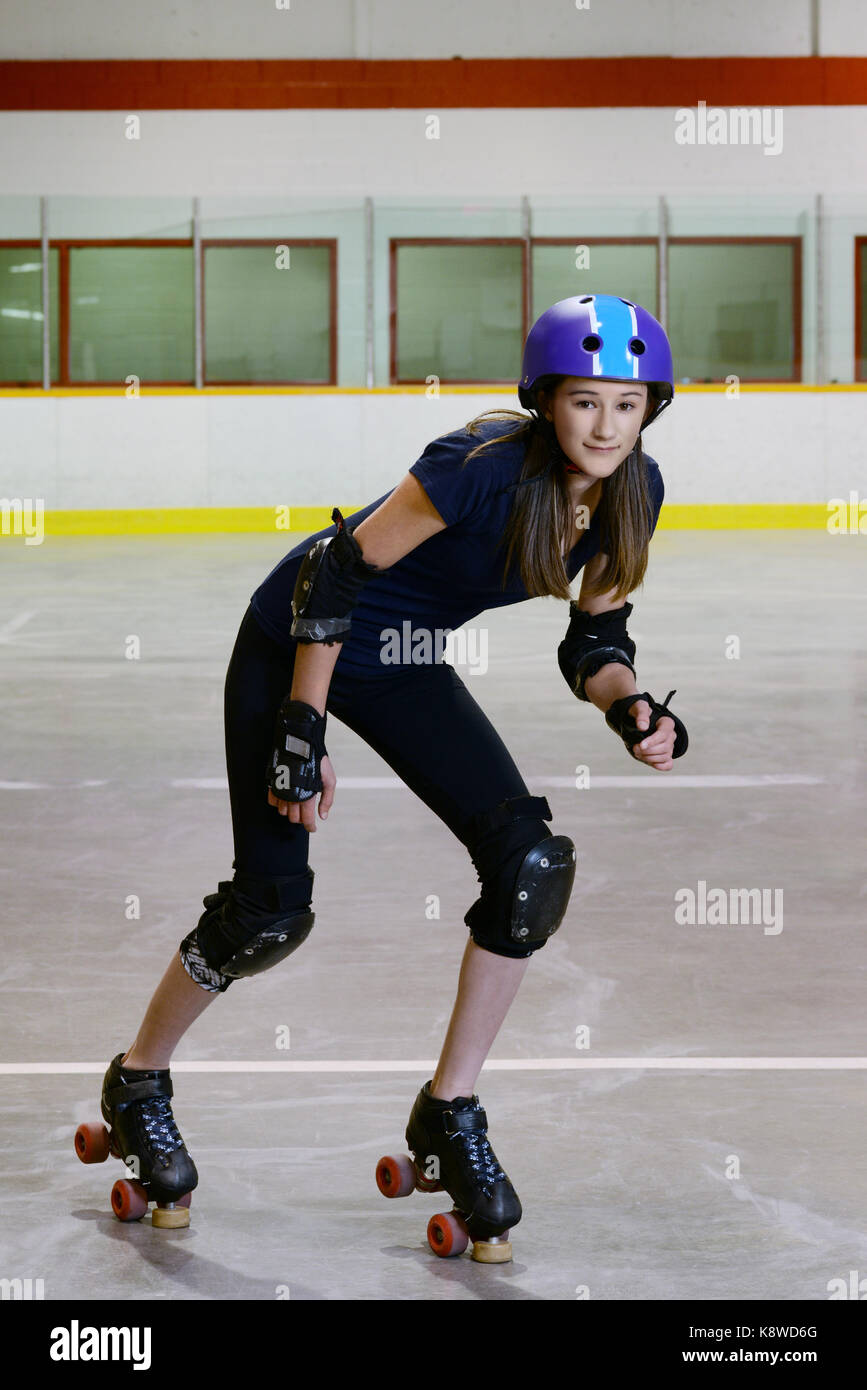 teen girl roller derby standing on toe stops Stock Photo - Alamy