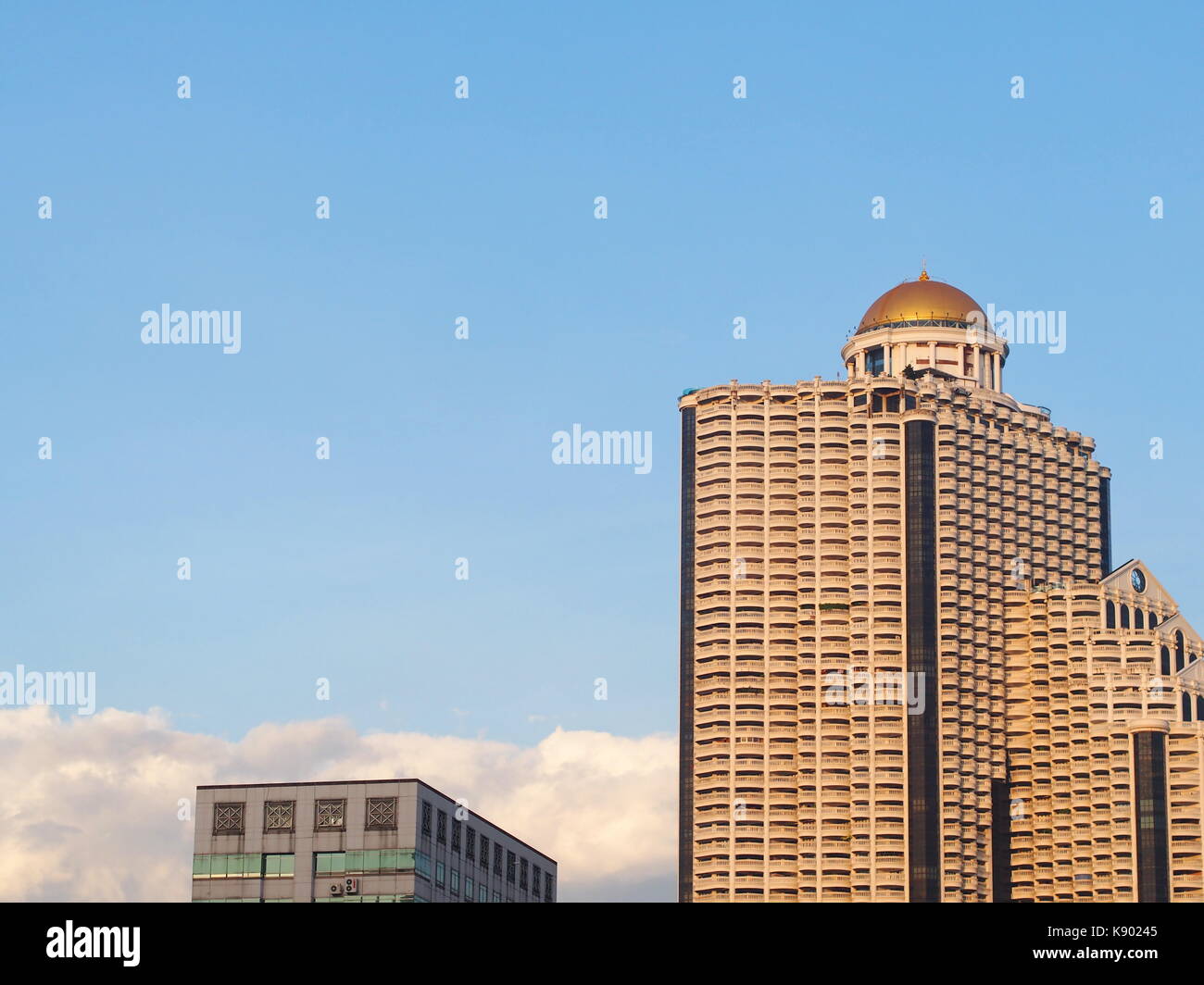 The Labua State Tower , Golden Rooftop Sky Bar. 21th September, 2017. Bangkok, Thailand Stock Photo