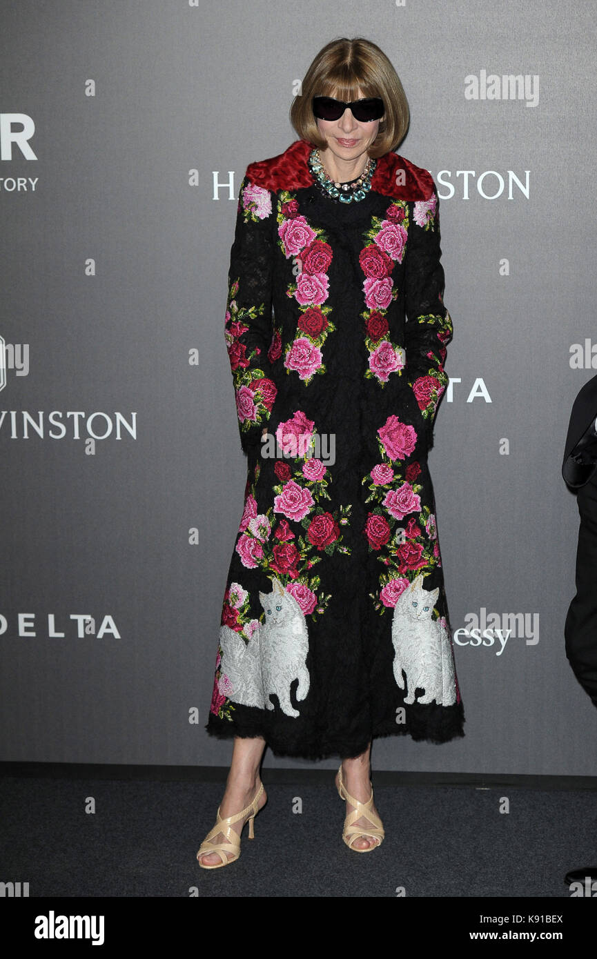 Milan, Italy. 21st Sep, 2017. Milan, Red Carpet 'amfAR Milan fashion week gala' 2017 pictured: Anna Wintour Credit: Independent Photo Agency/Alamy Live News Stock Photo