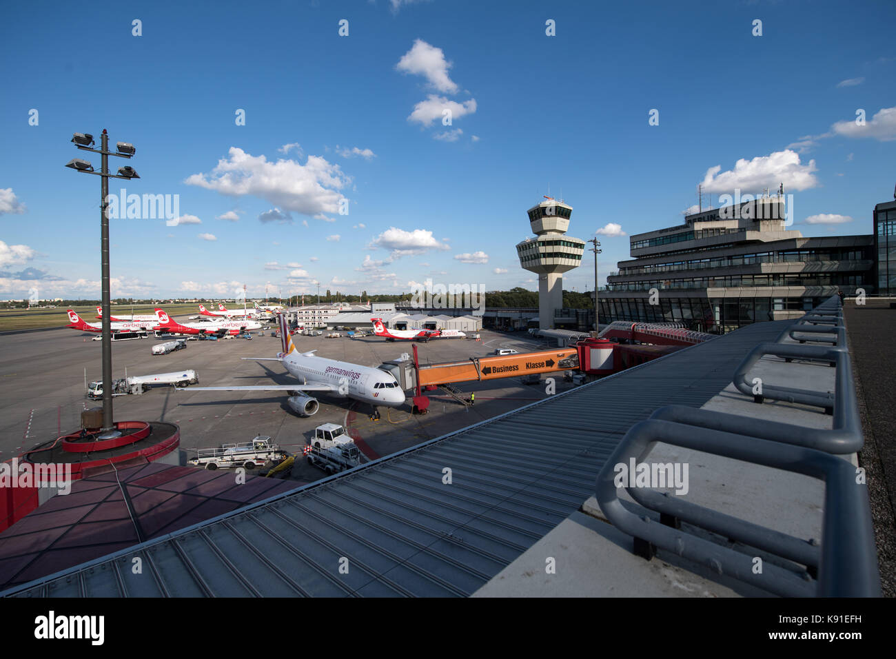 Berlin, Germany. 18th Sep, 2017. Planes at Berlin Tegel 'Otto Lilienthal' Airport in Berlin, Germany, 18 September 2017. A referendum on the future of Tegel Airport is scheduled for 24 September 2017. Credit: Bernd von Jutrczenka/dpa/Alamy Live News Stock Photo