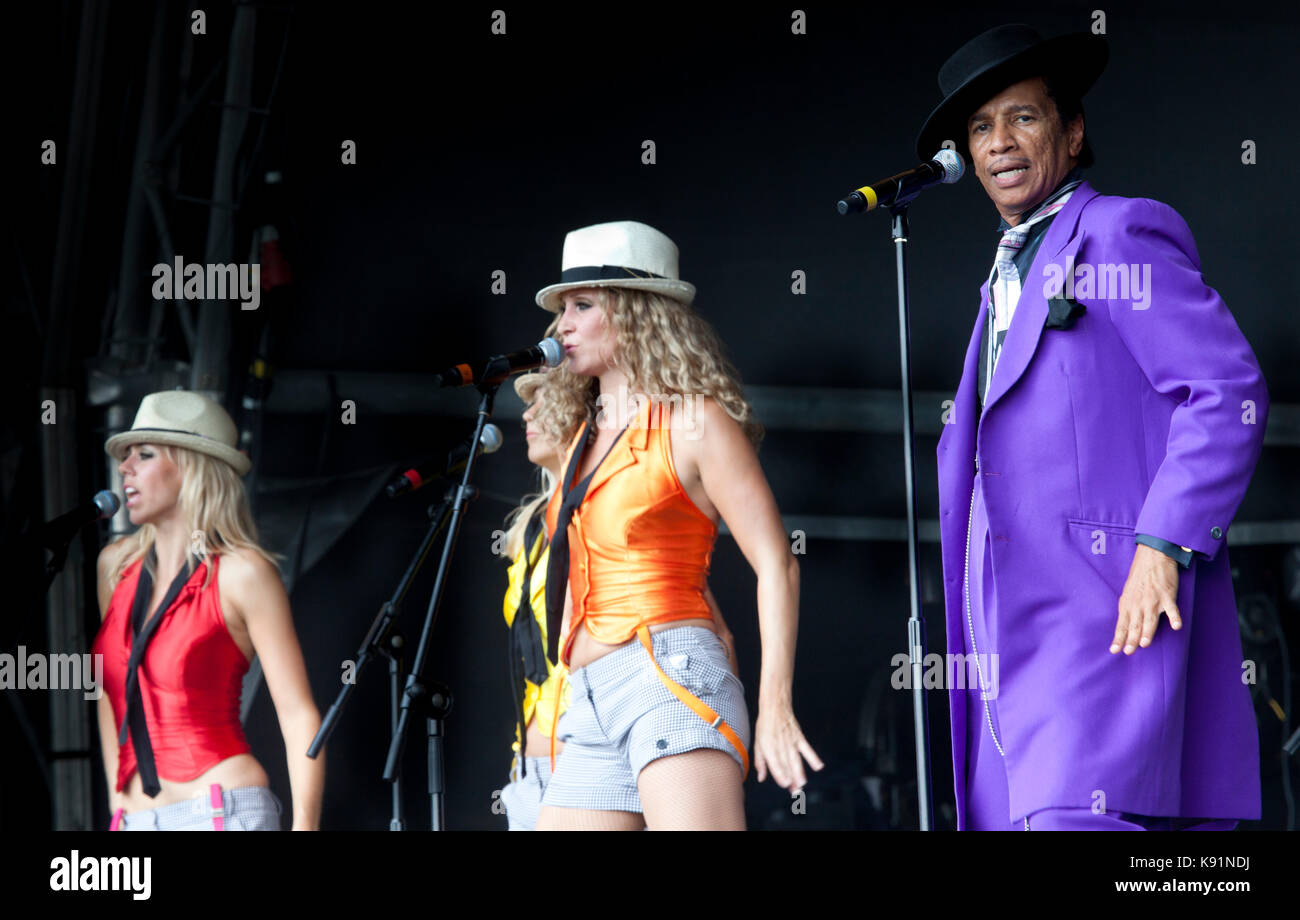 Kid Creole and the Coconuts at Goodwood Vintage Festival Stock Photo ...