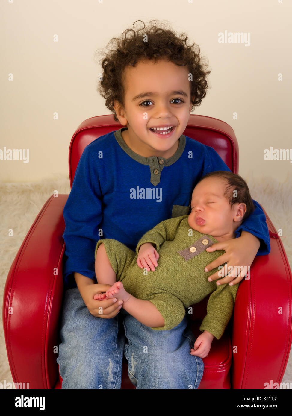 Biracial baby hi-res stock photography and images - Alamy