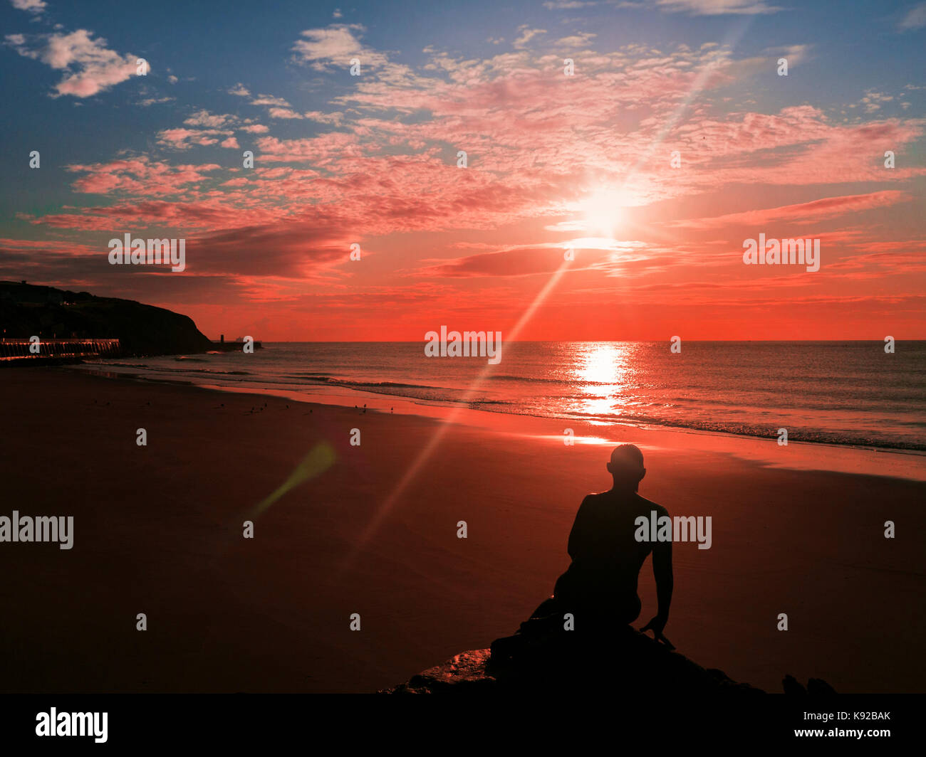 Sunny sands beach, Folkestone sunrise Stock Photo - Alamy