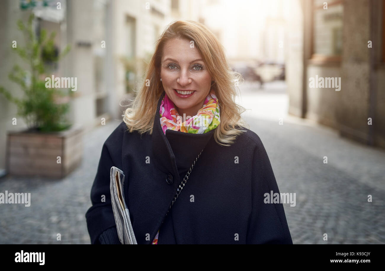 Mature elegant woman portrait hi-res stock photography and images - Alamy
