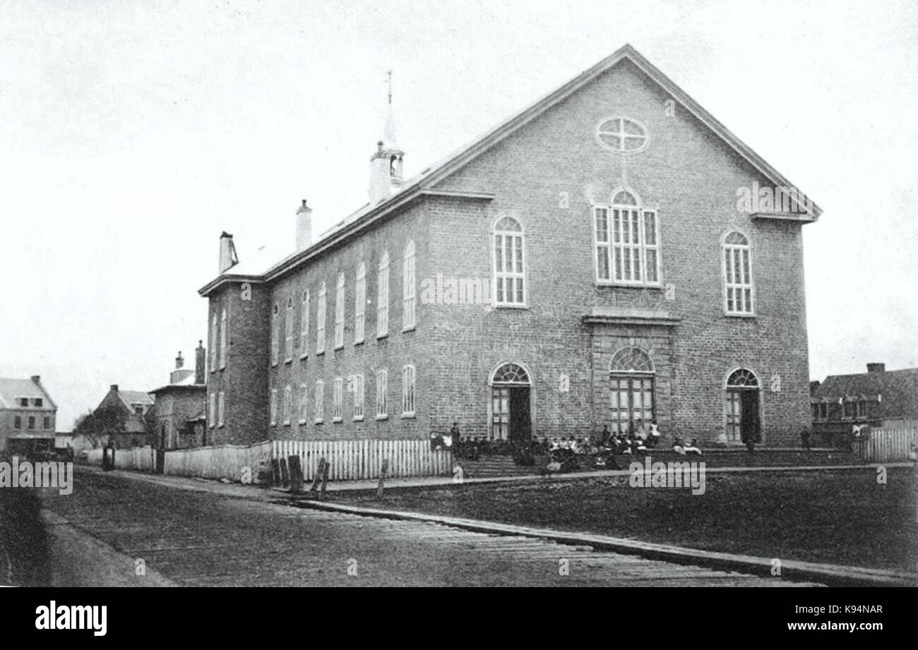 La premiere eglise Saint Sauveur Stock Photo Alamy