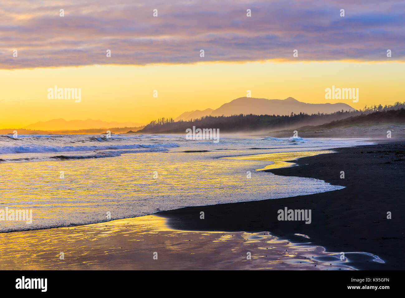 Sunset, Long Beach, Pacific Rim National Park, Vancouver Island, British Columbia, Canada. Stock Photo