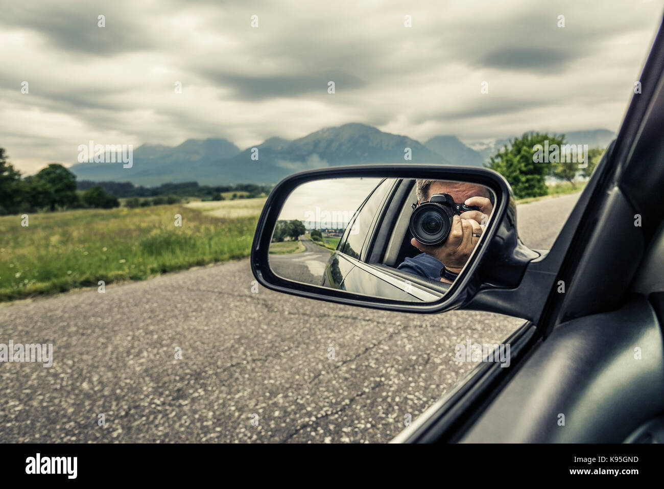 Rearview mirror picture hi-res stock photography and images - Alamy