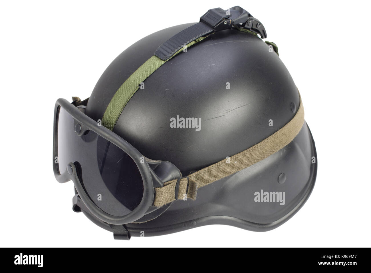 Us army kevlar combat helmet hi-res stock photography and images - Alamy