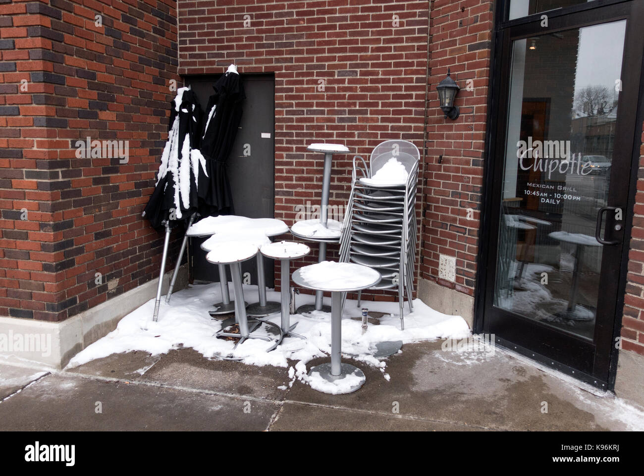 Chipotle restaurant hi res stock photography and images Alamy