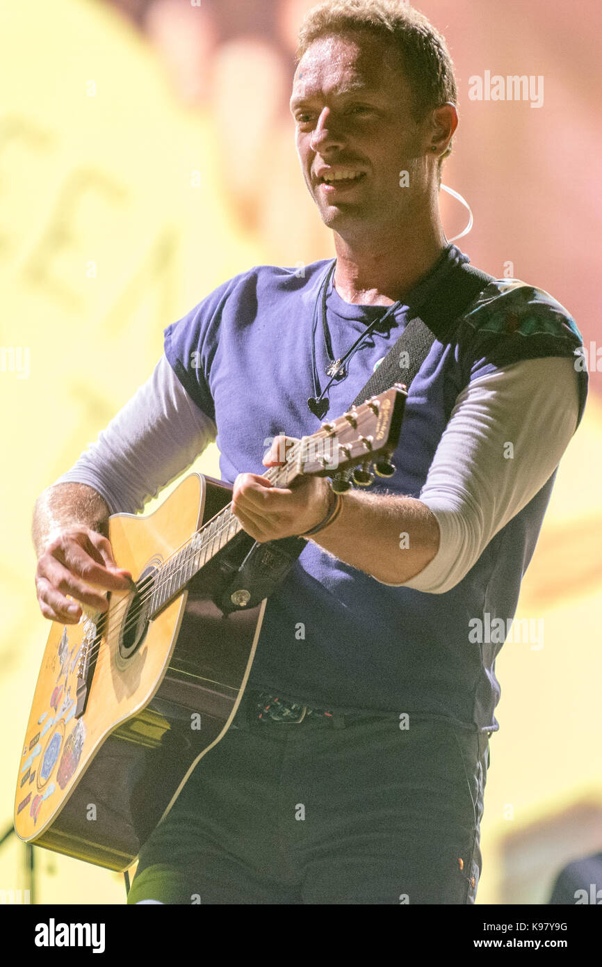 Coldplay with lead singer Chris Martin performs at Rogers Centre in ...