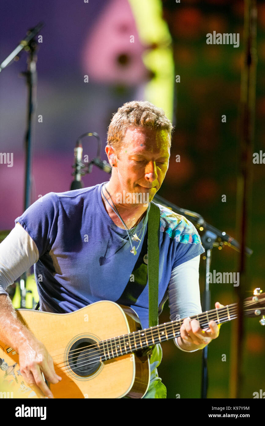Coldplay with lead singer Chris Martin performs at Rogers Centre in ...