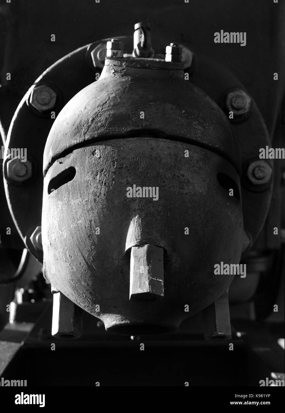 Sad face robot hi-res stock photography and images - Alamy