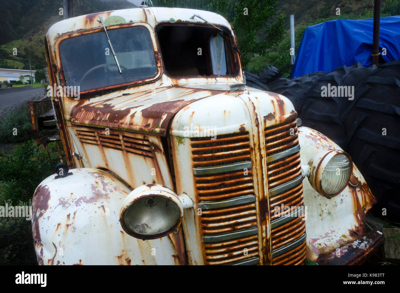 Old Bedford Truck Wreck Stock Photos Old Bedford Truck