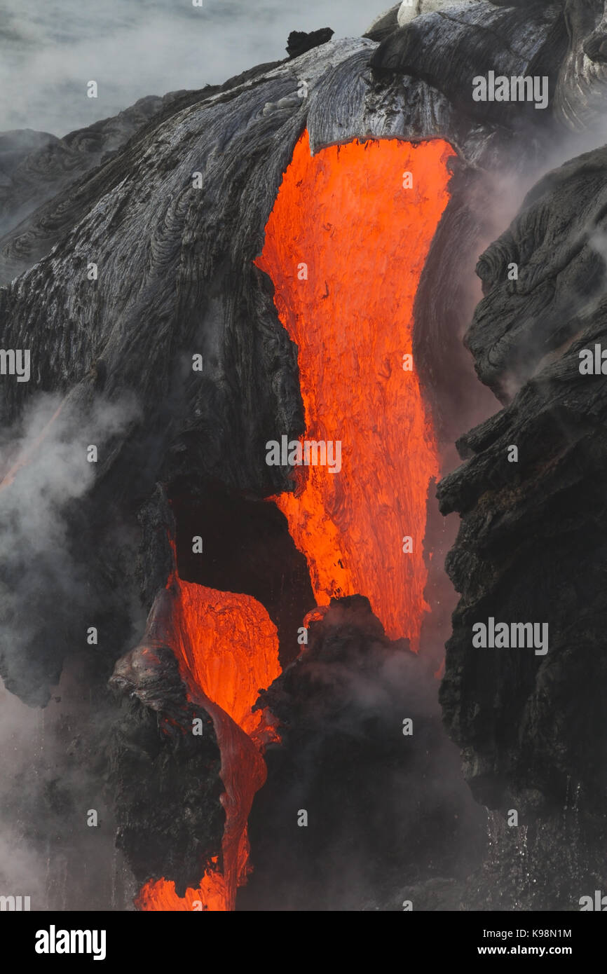 Igneous rock cooling lava hi-res stock photography and images - Alamy