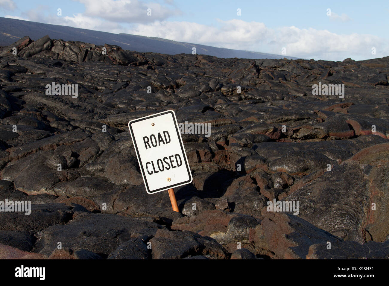Hawaii lava road sign hires stock photography and images Alamy