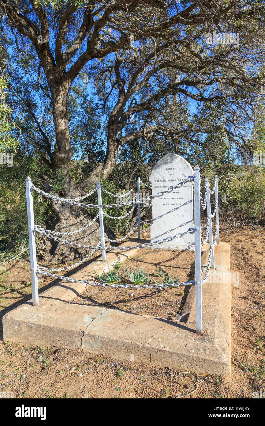 The grave of Charles James Darter, of the British Army.  Darter was killed in an ambush during the Boer War in 1902. The grave is near Kamieskroon, No Stock Photo