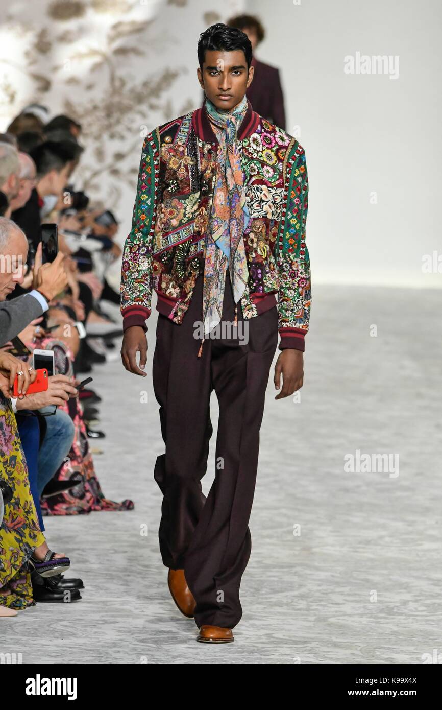 milan-italy-22nd-sep-2017-milan-woman-s-fashion-week-spring-summer