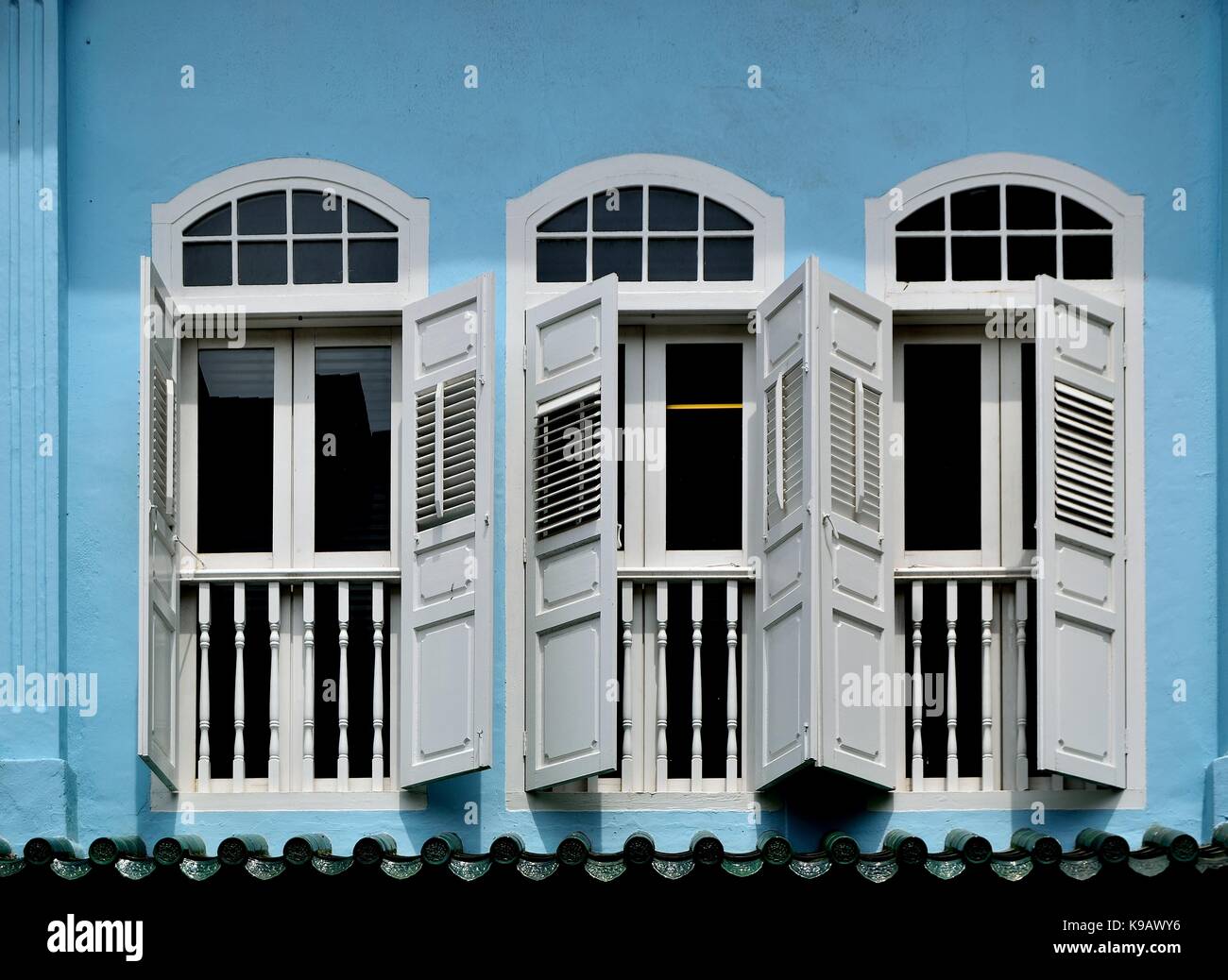 Louvered Shutters Stock Photos &amp; Louvered Shutters Stock