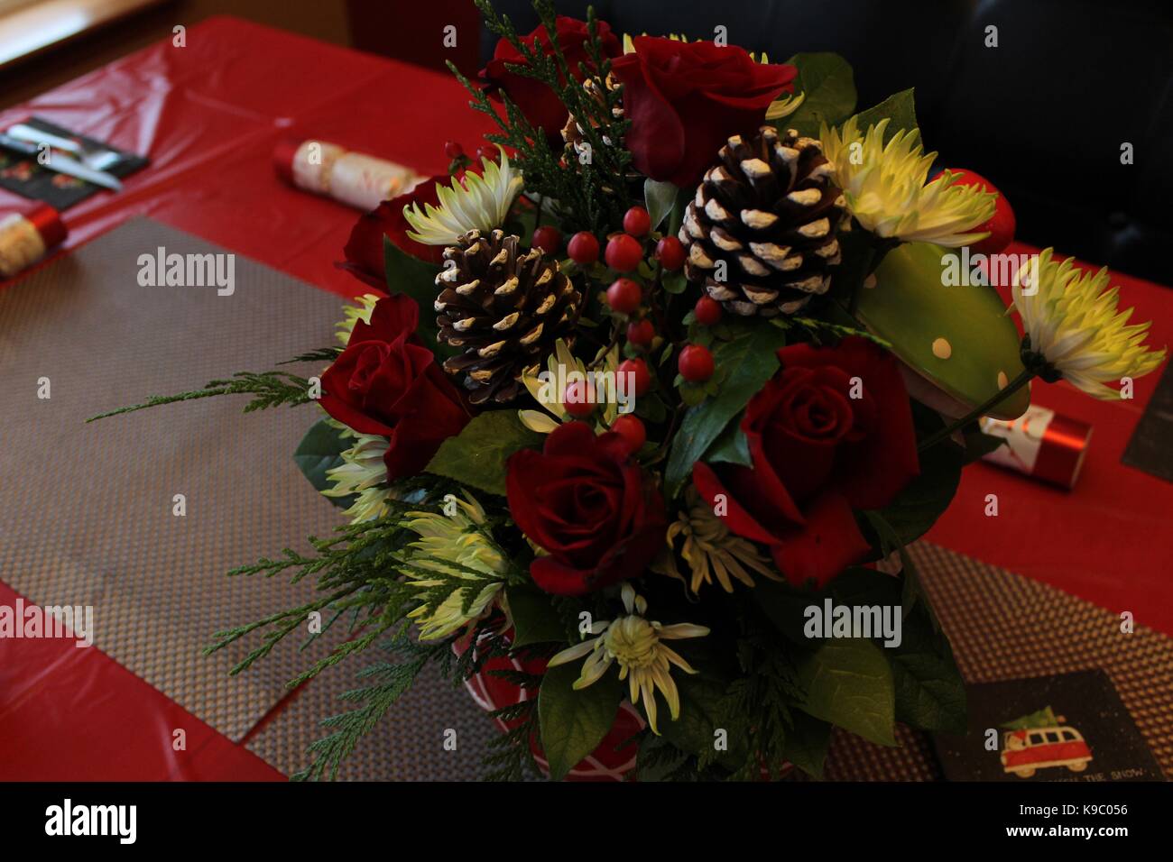 Centerpiece set hi-res stock photography and images - Alamy