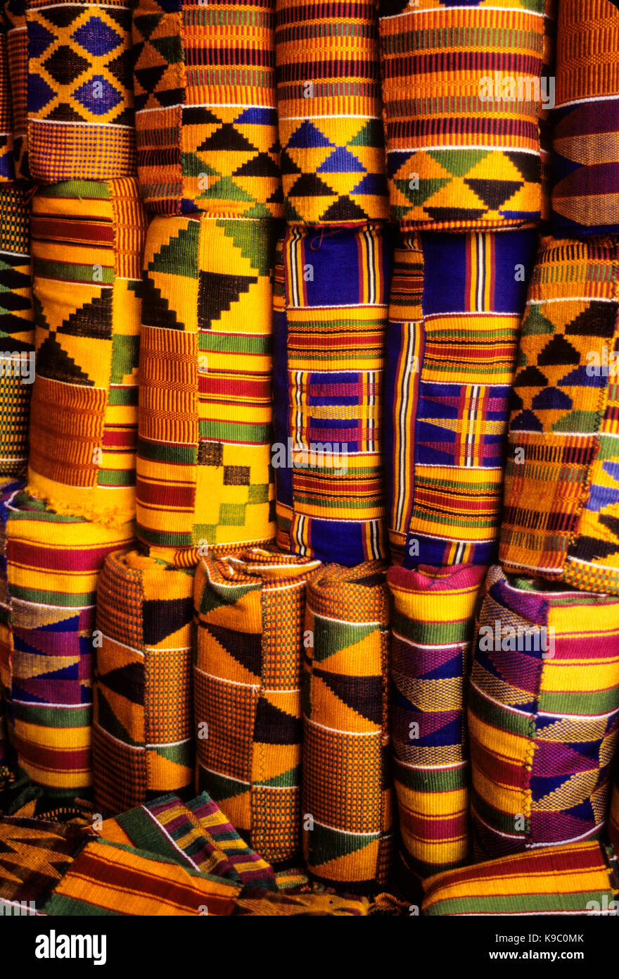 Kente cloth, Kumasi, Ashanti, Ghana Stock Photo - Alamy