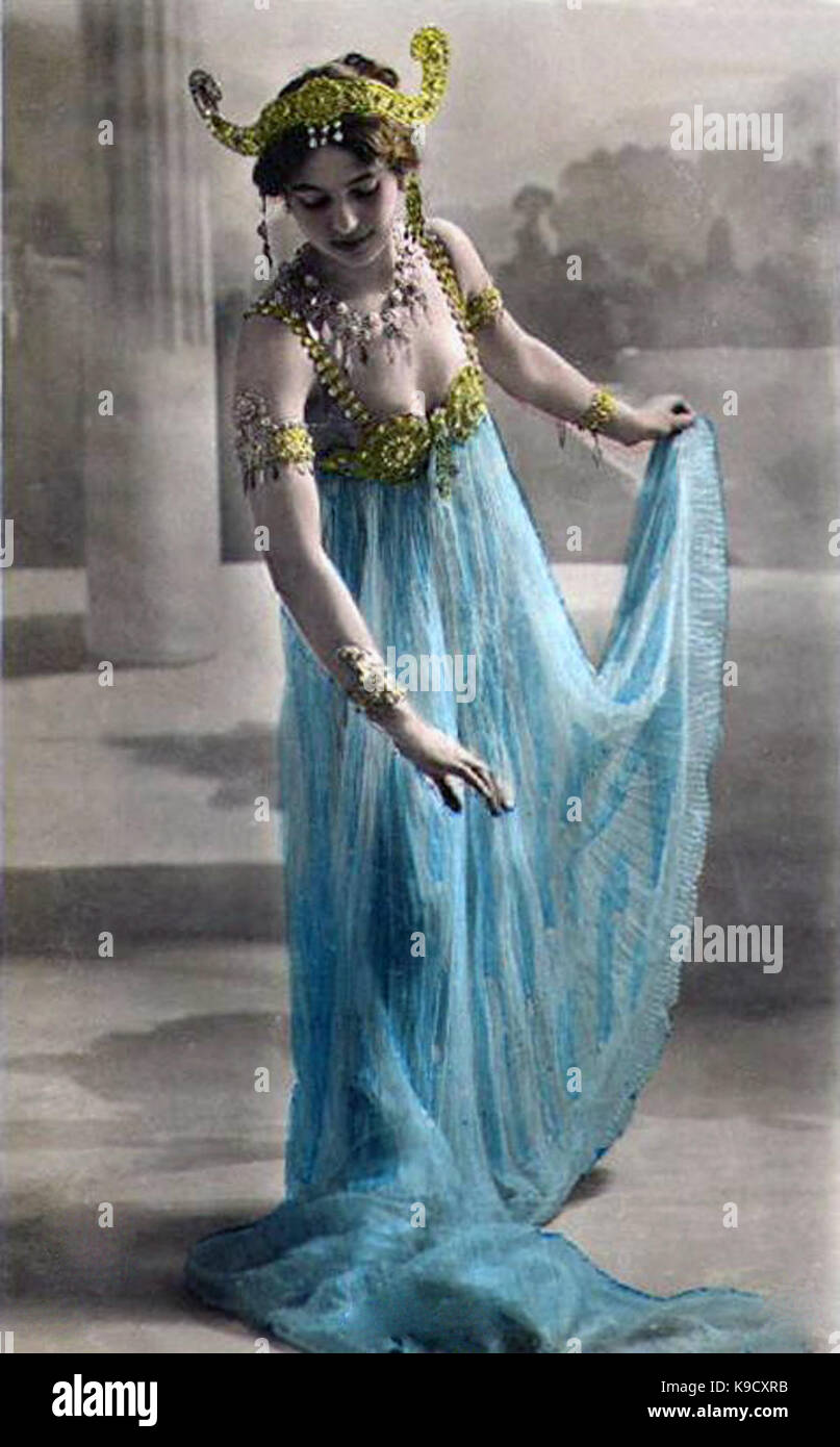 Mata hari hi-res stock photography and images - Alamy