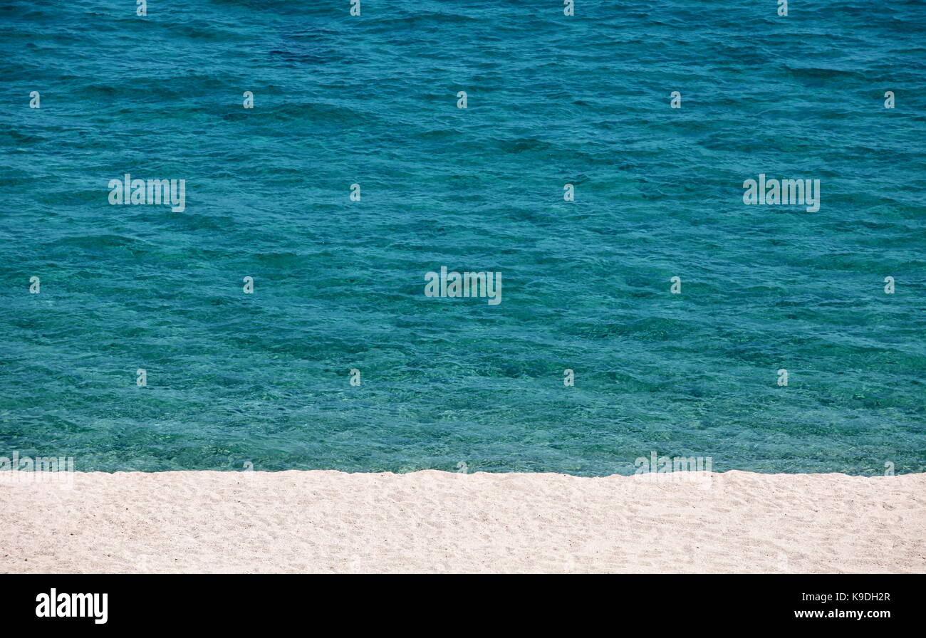 Empty sand beach ocean waves hi-res stock photography and images - Alamy