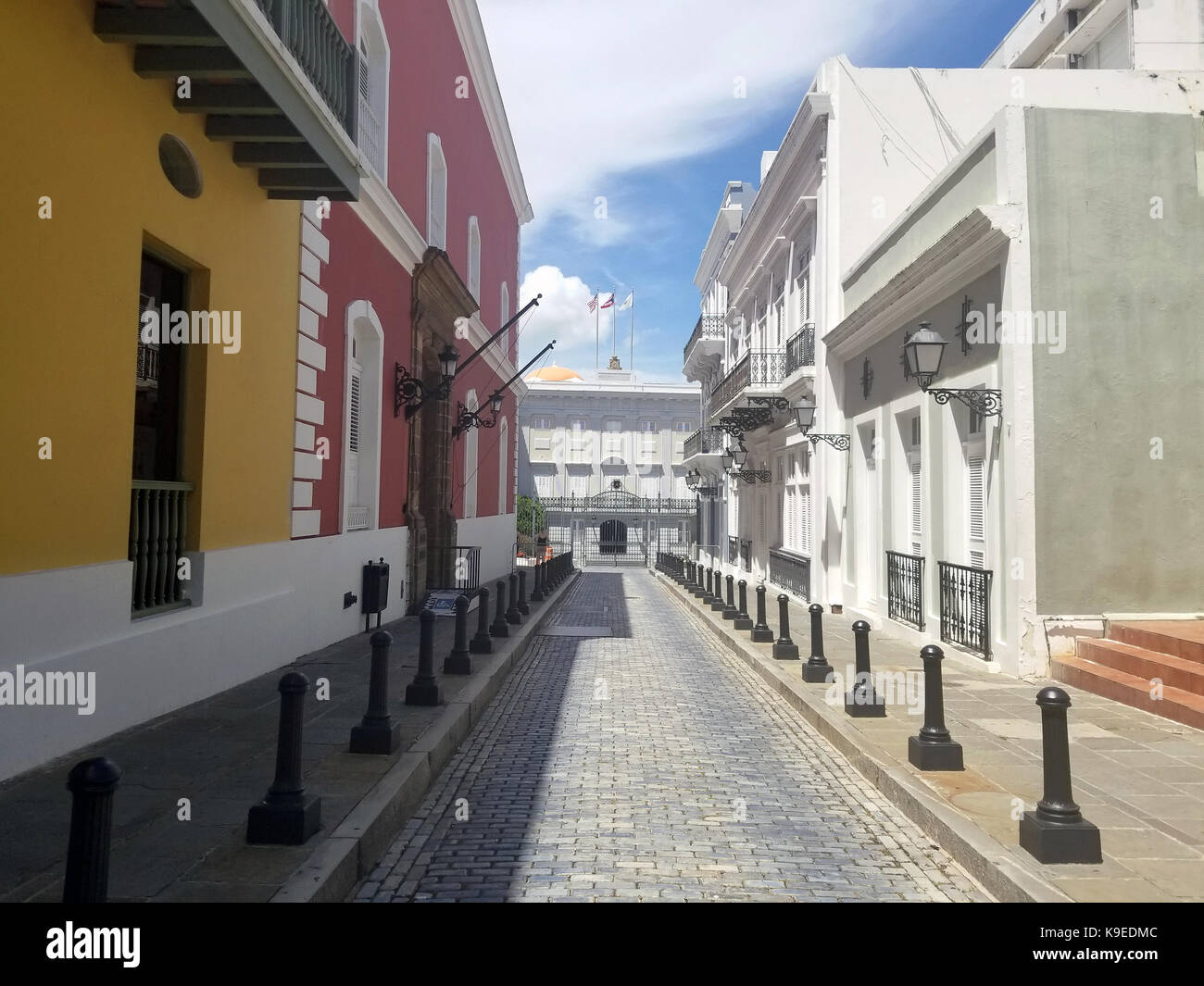Old town San Juan, Puerto Rico. La Fortaleza Street Stock Photo Alamy