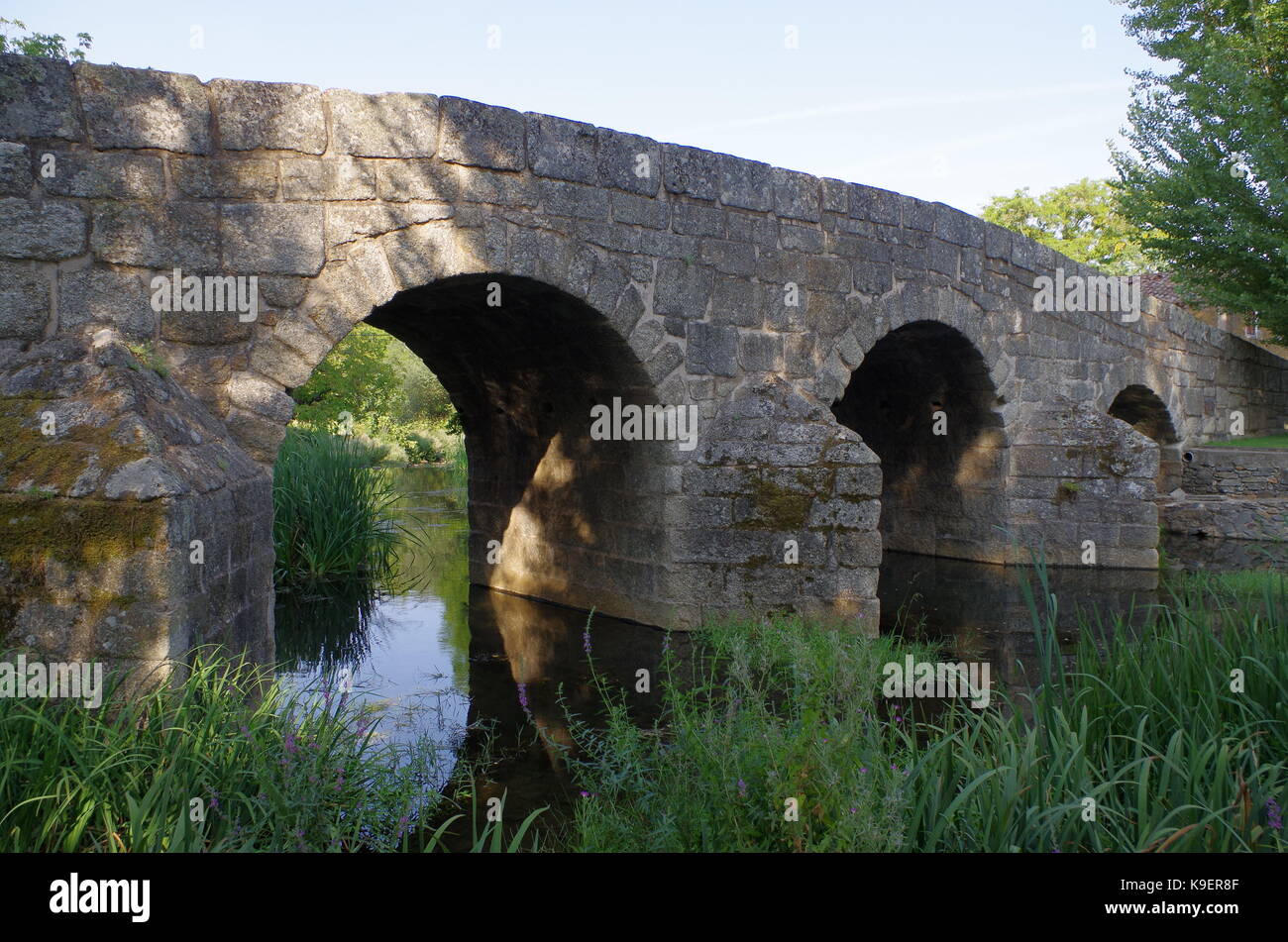 Antique bridge in Marvao. Portugal Stock Photo Alamy