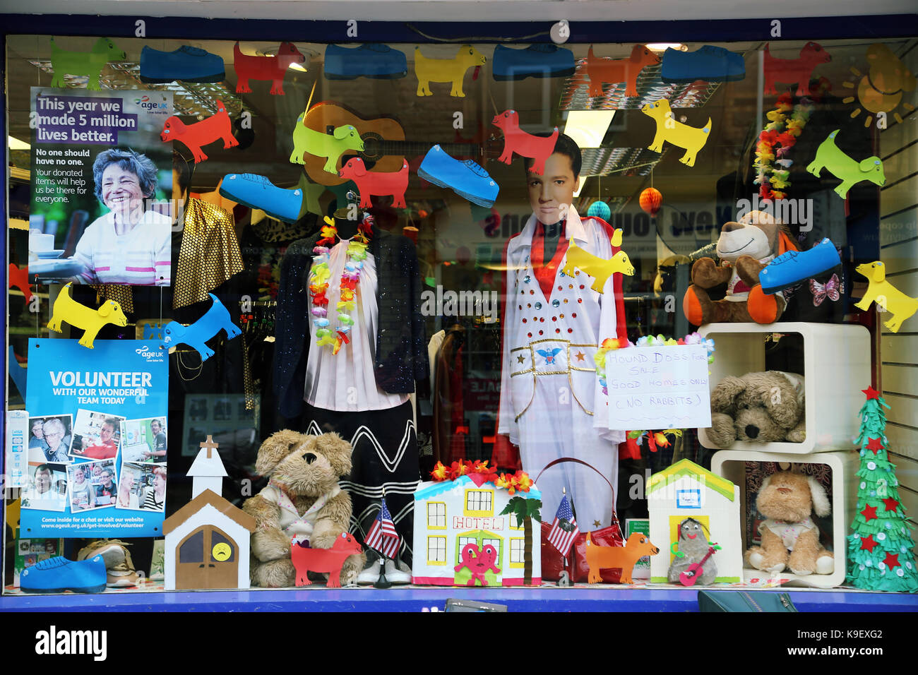 Elvis memorabilia hires stock photography and images Alamy