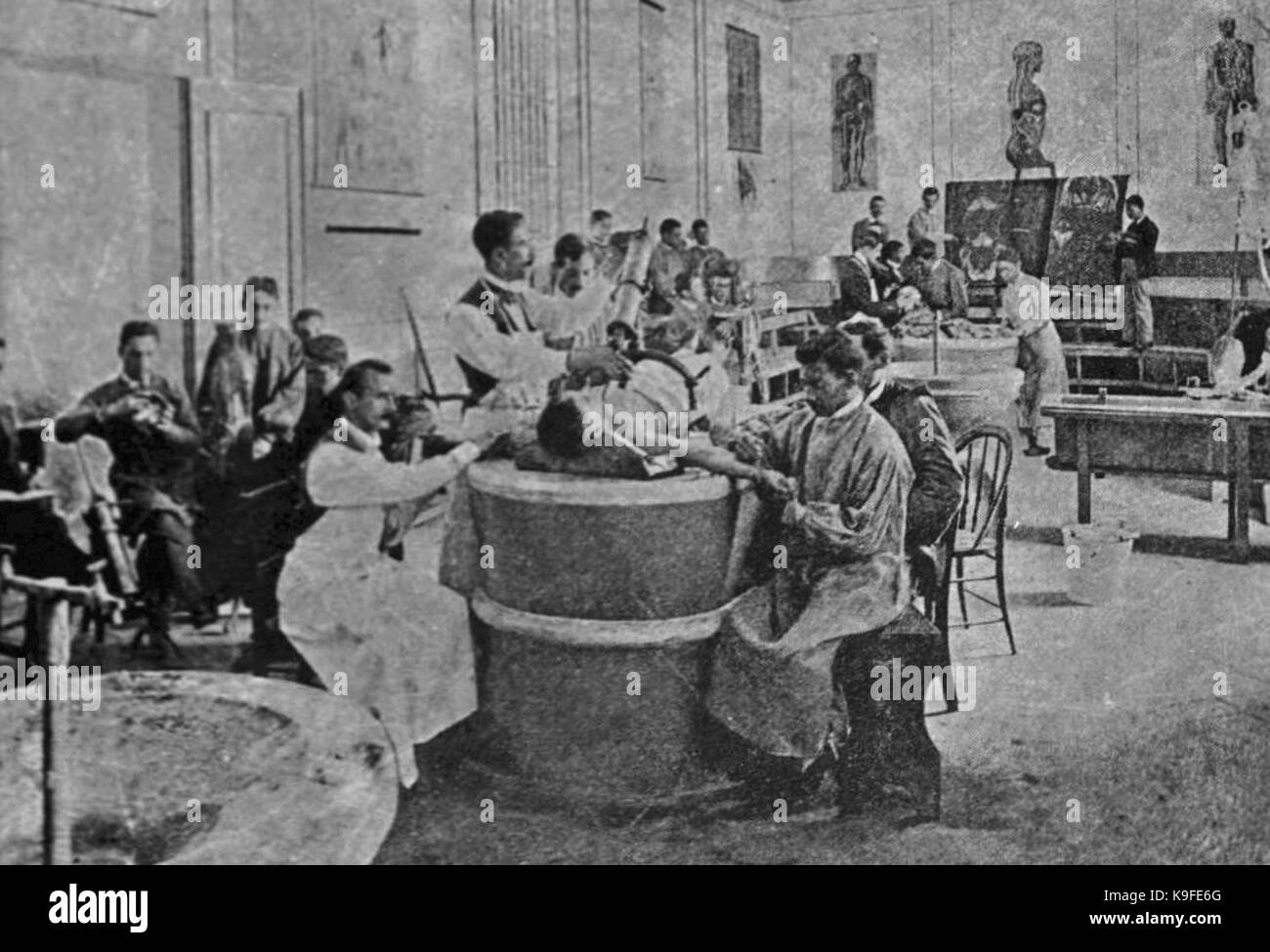 Victorian era of medicine Black and White Stock Photos & Images - Alamy