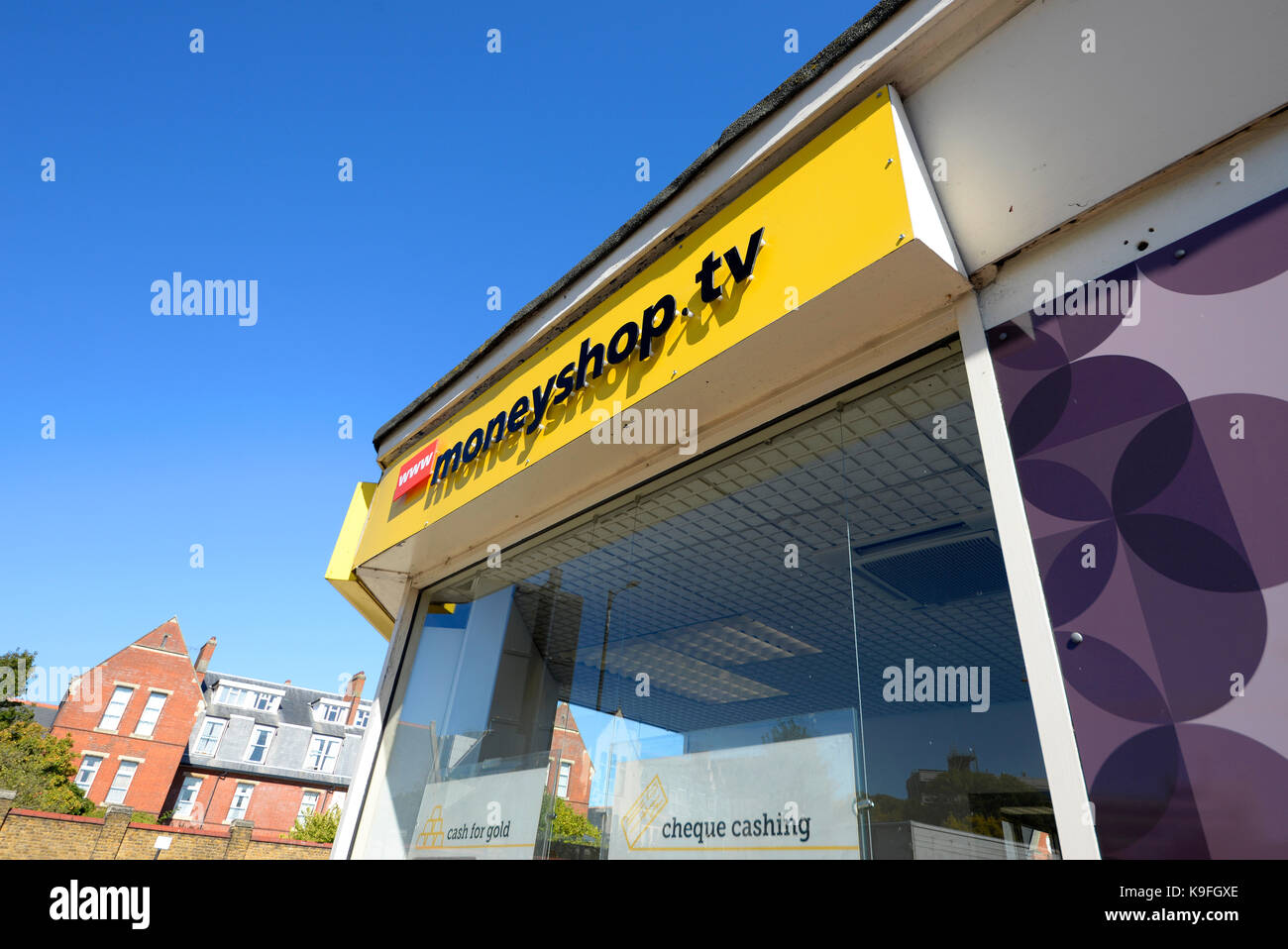 Moneyshop tv. The Money Shop, London Road, Southend on Sea, Essex. Shop front. Loans and lending, pawnbroker, cheque cashing, check cashing Stock Photo