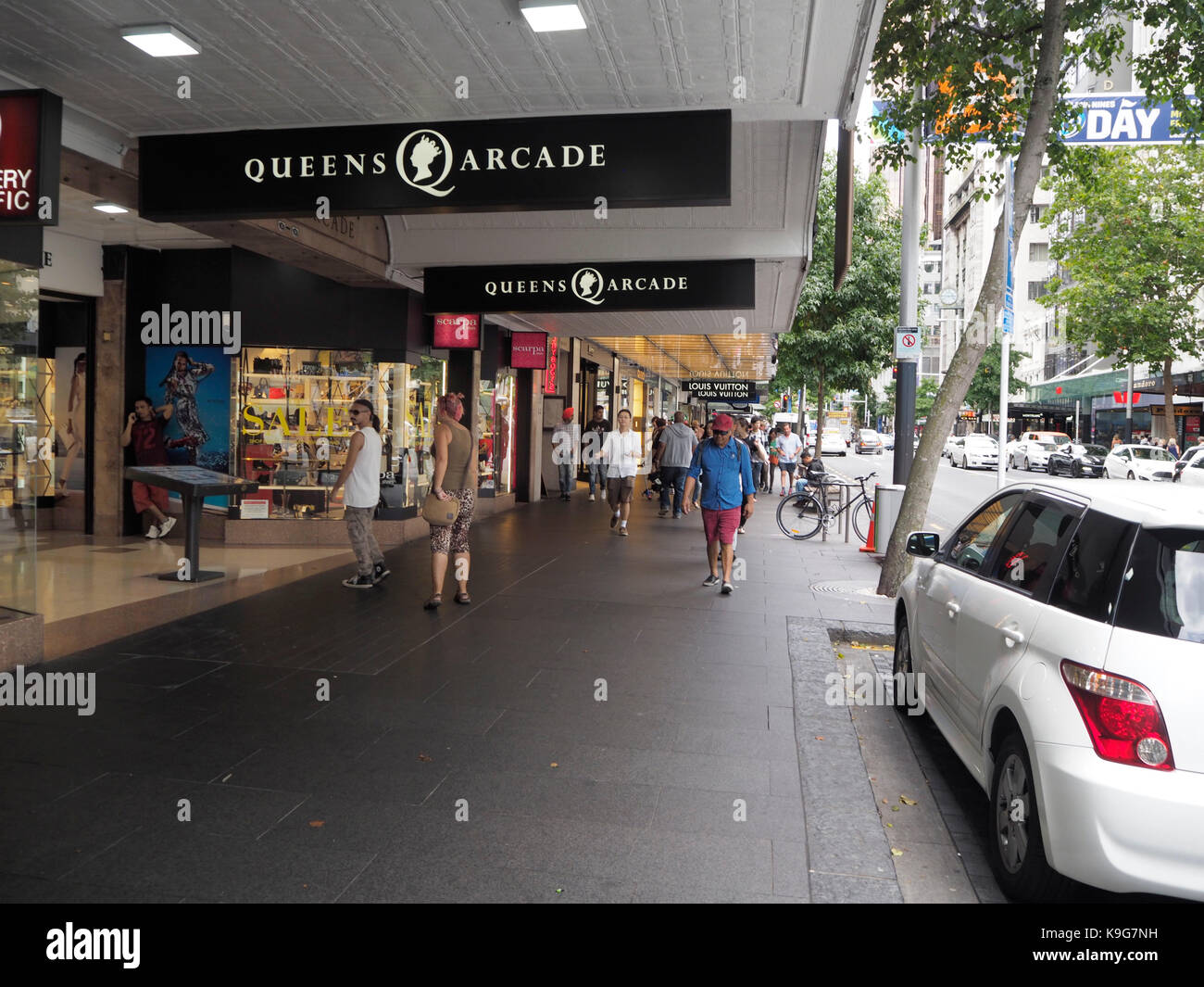 Walkway in front of Queens arcade in Auckland, New Zealand Stock Photo