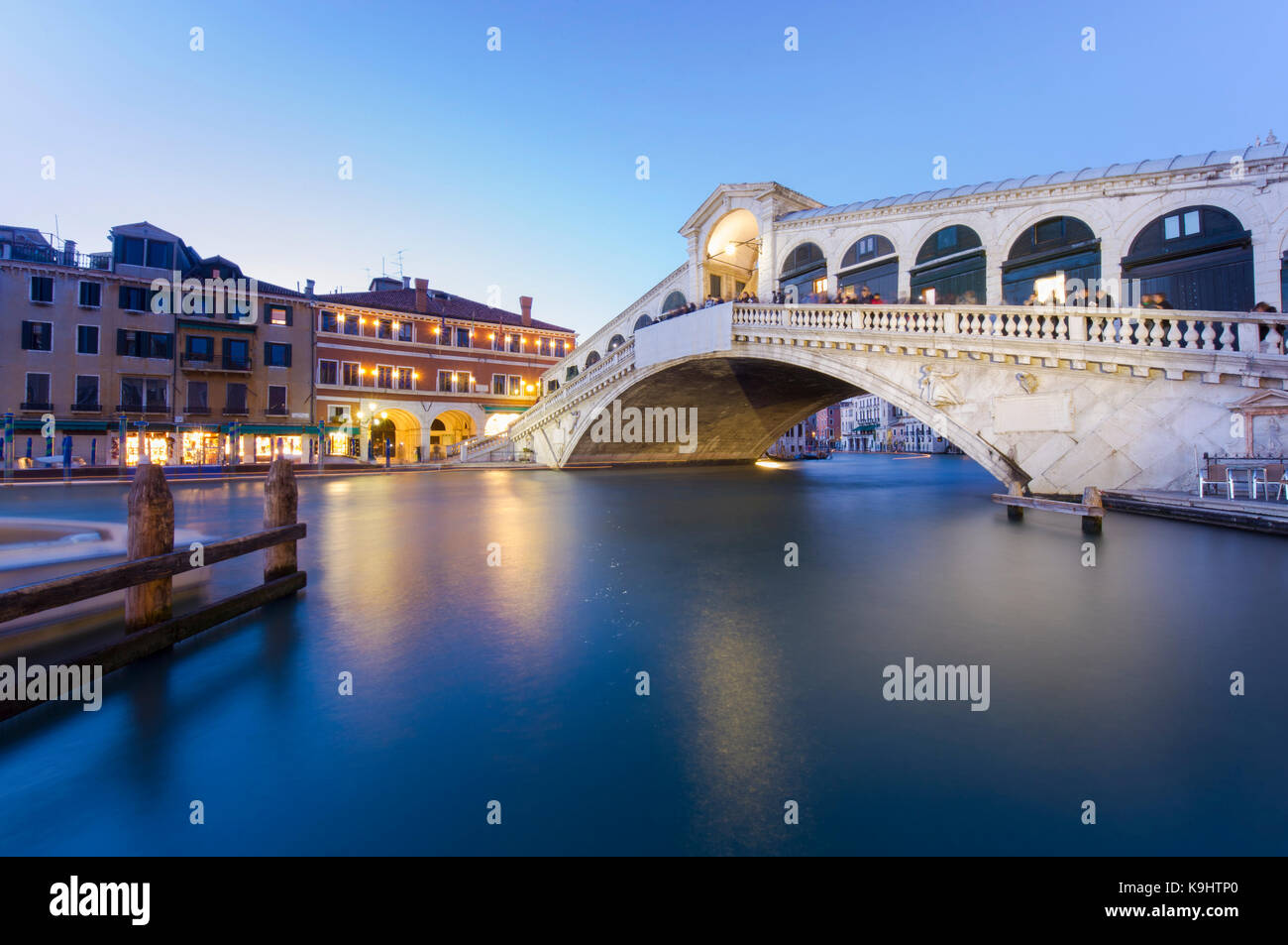 Rialto bridge at night in Venice, Italy Stock Photo - Alamy
