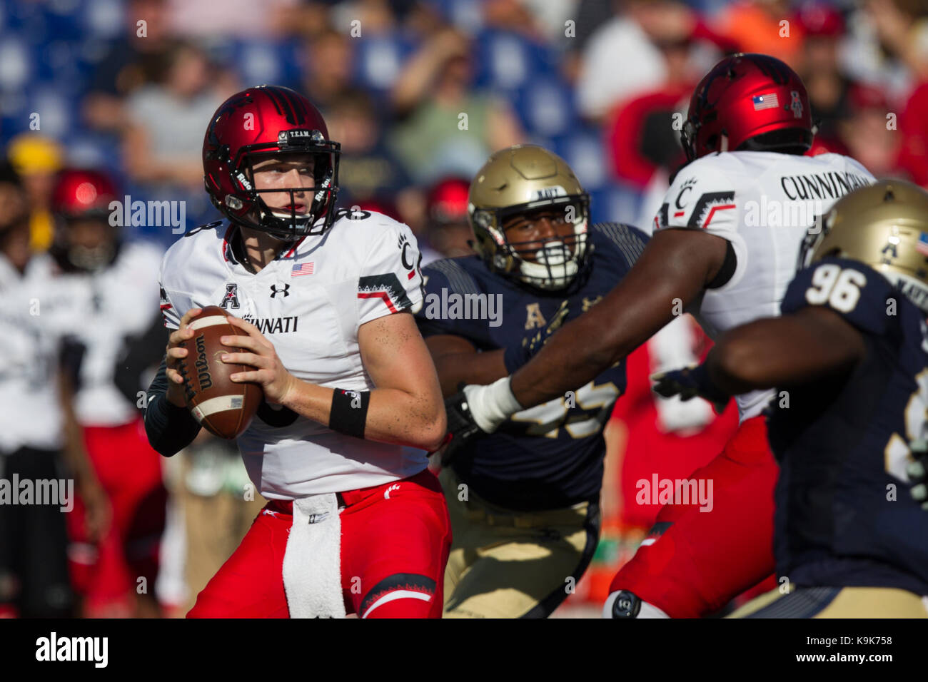 Annapolis, MD, USA. 23rd Sep, 2017. Cincinnati Bearcats quarterback