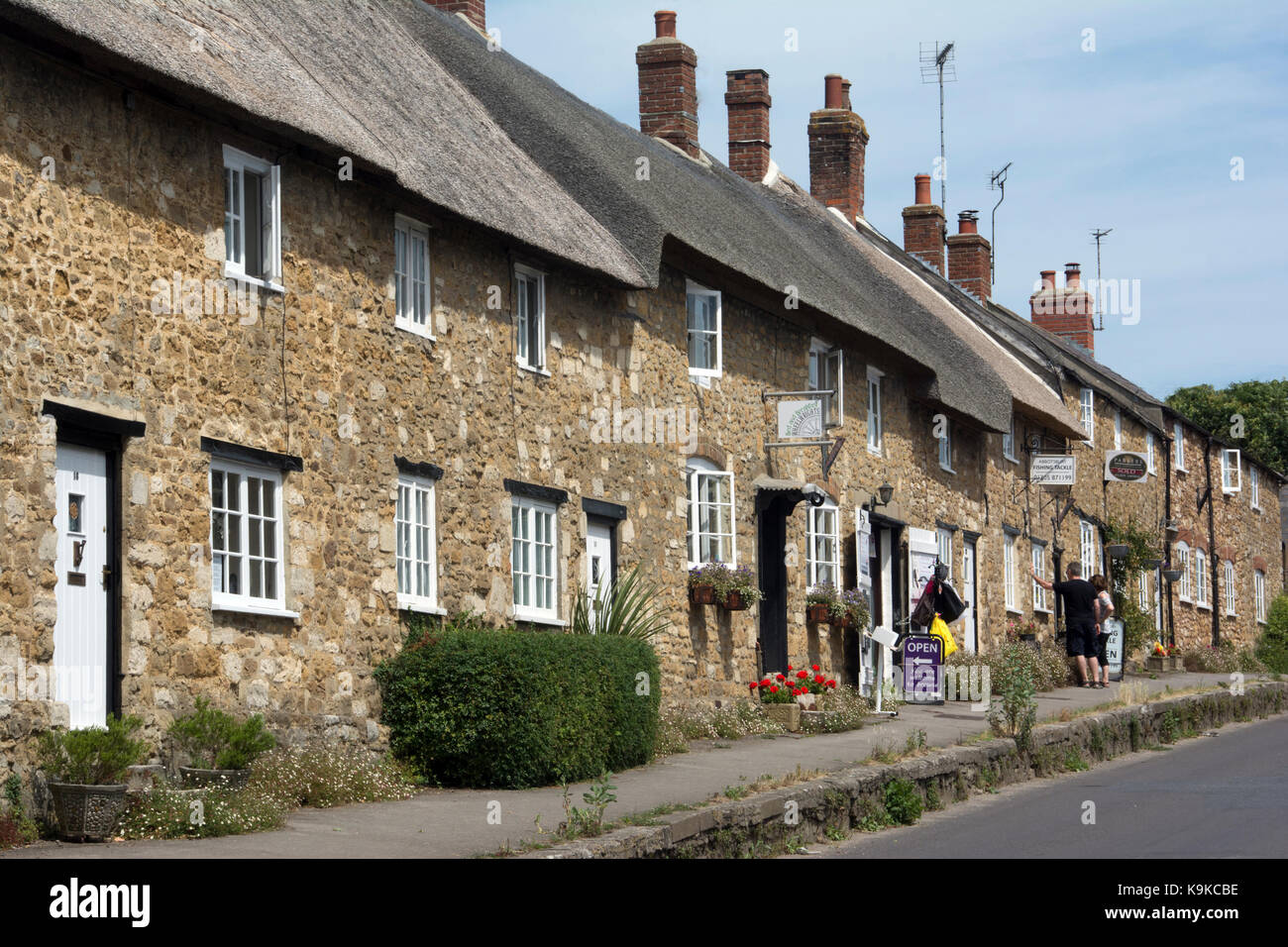 DORSET; ABBOTSBURY; HOIUSES IN RODDEN ROW Stock Photo Alamy