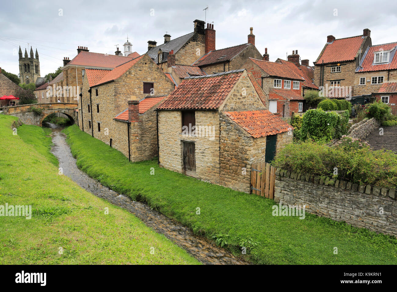Traditional stone cottages, Helmsley village, North York Moors National Park, North Yorkshire, England, UK Stock Photo