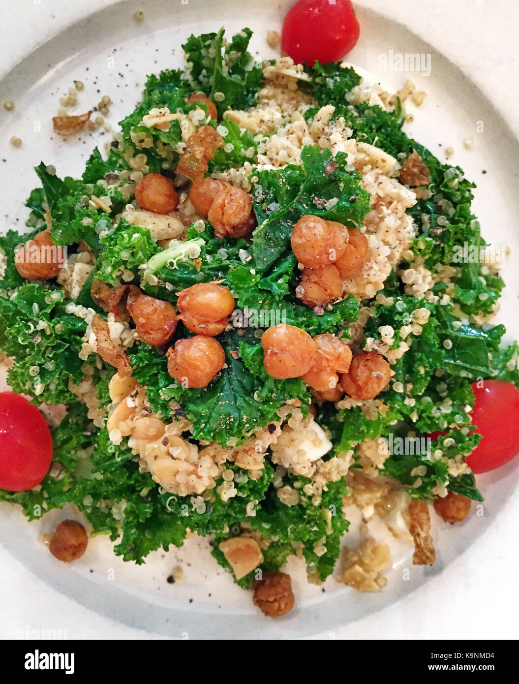 Kale Salad with Roasted Garbanzo Beans and Quinoa Stock Photo Alamy