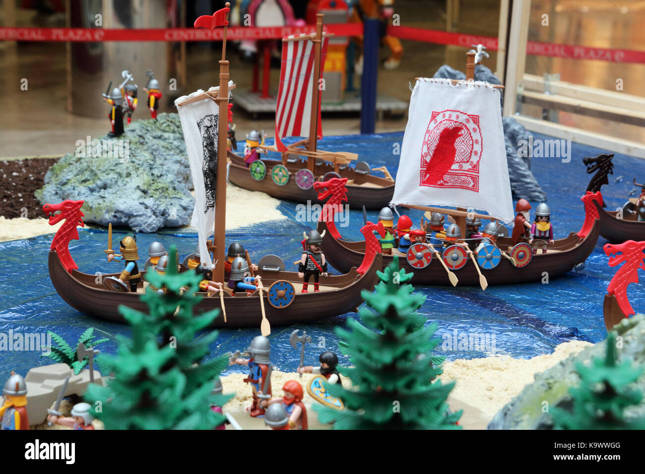 VIGO, SPAIN-September 23, 2017: Playmobil exhibition in a commercial  centre, Vikings invading a medieval European city Stock Photo - Alamy