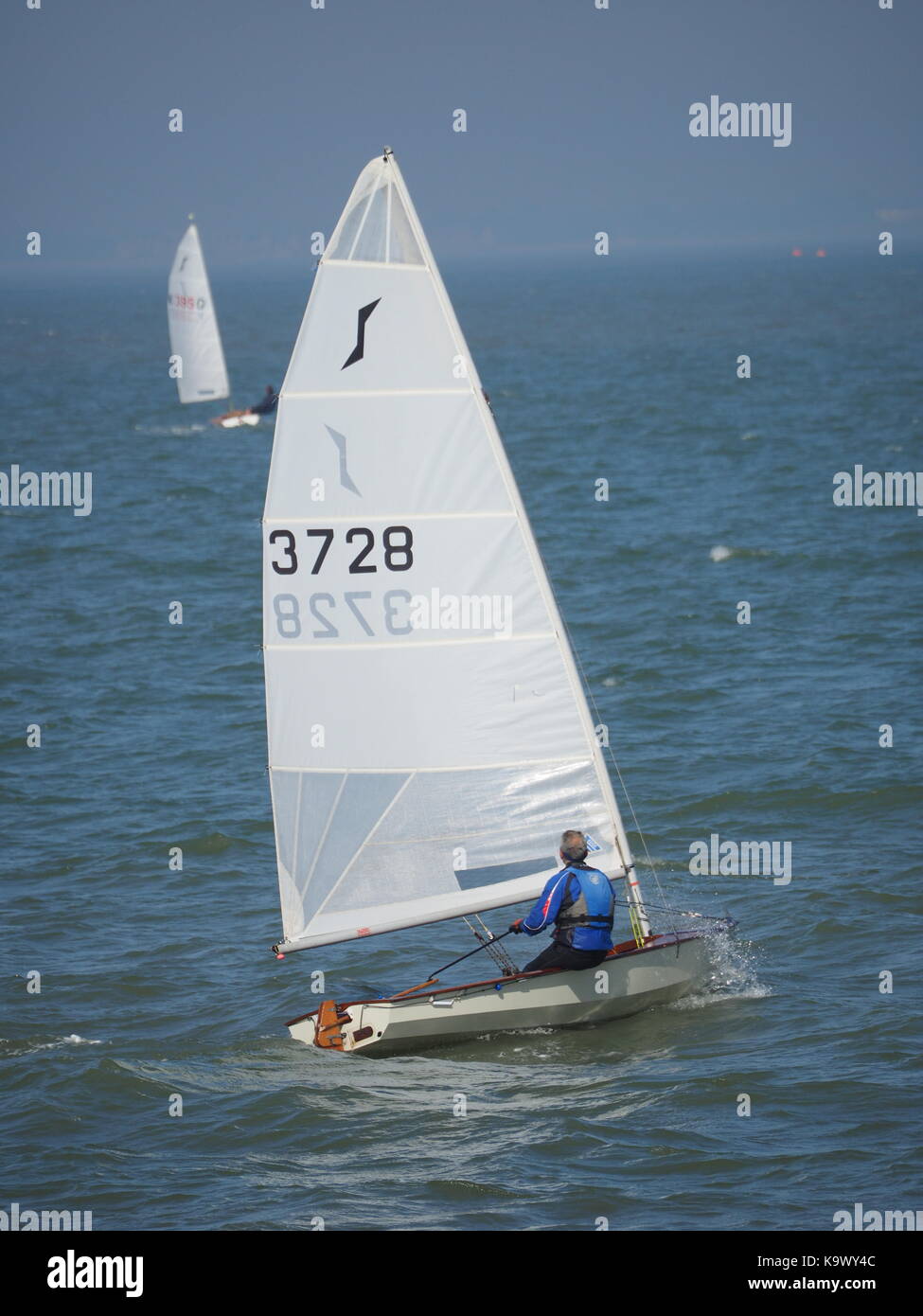 Solo class dinghy hires stock photography and images Alamy