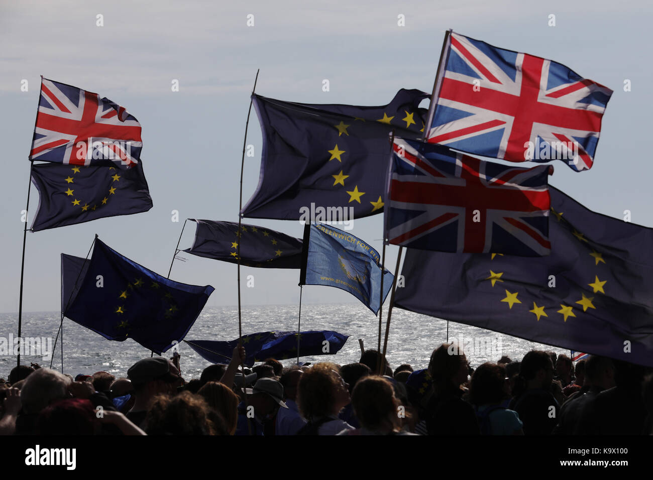 Brighton, UK. 24th September, 2017. Pro European Union supporters demonstrate during a protest against Brexit in Brighton, UK, Sunday, September 24, 2017. Protesters rallied outside the annual Labour Party Conference being held in Brighton and attended by the opposition leader Jeremy Corbyn. Photograph : Credit: Luke MacGregor/Alamy Live News Stock Photo