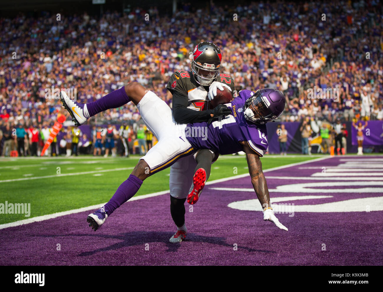 Minnesota vikings wide receiver stefon diggs hires stock photography