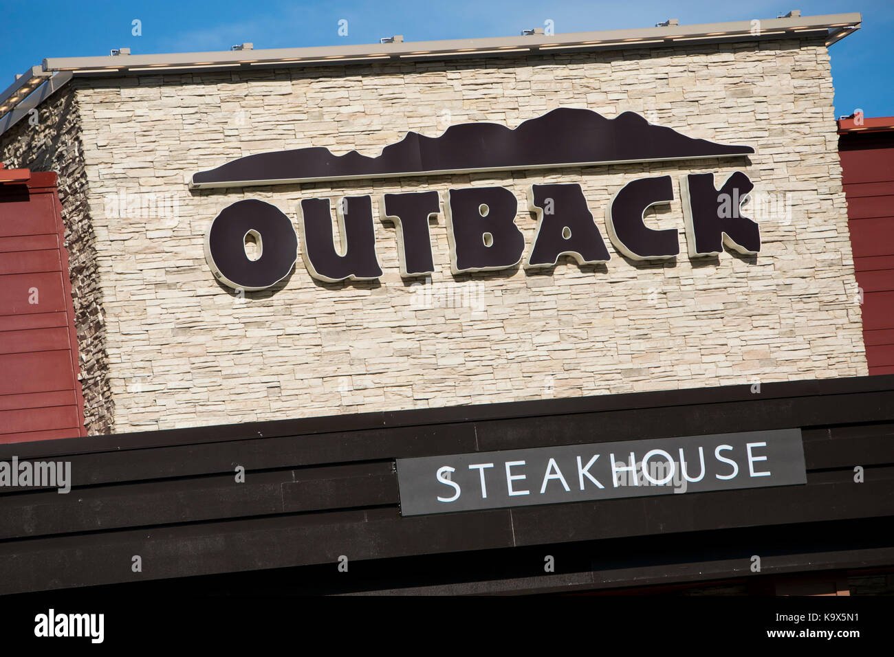 Outback Steakhouse Logo Hi Res Stock Photography And Images Alamy