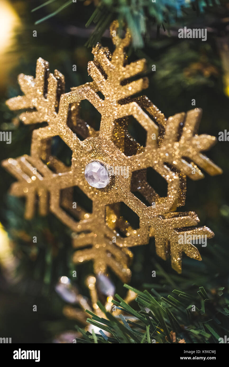 Flashing fashion hi-res stock photography and images - Alamy