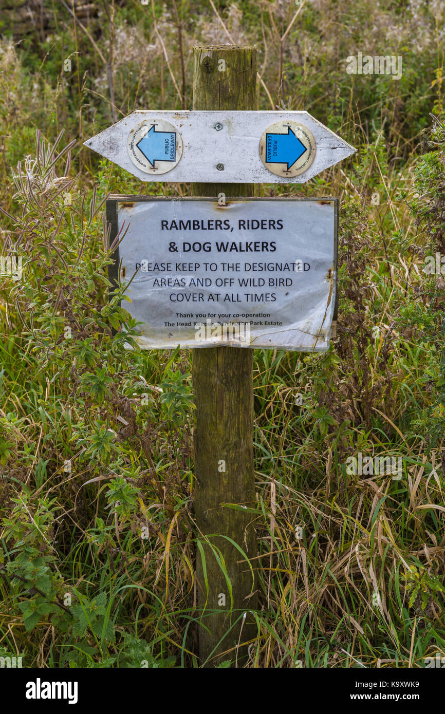Countryside sign in Sherborne Park Stock Photo - Alamy