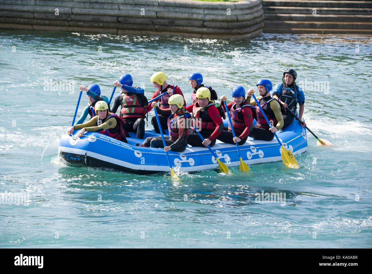 Exciting raft paddling hi-res stock photography and images - Alamy