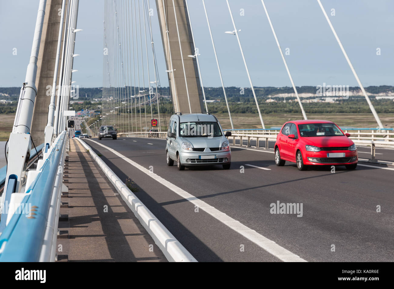 Traffic at Pont de Normandie, French bridge over river Seine near Le Havre and Honfleur Stock Traffic at Pont de Normandie, French bridge over river Seine near Le Havre and Honfleur Stock