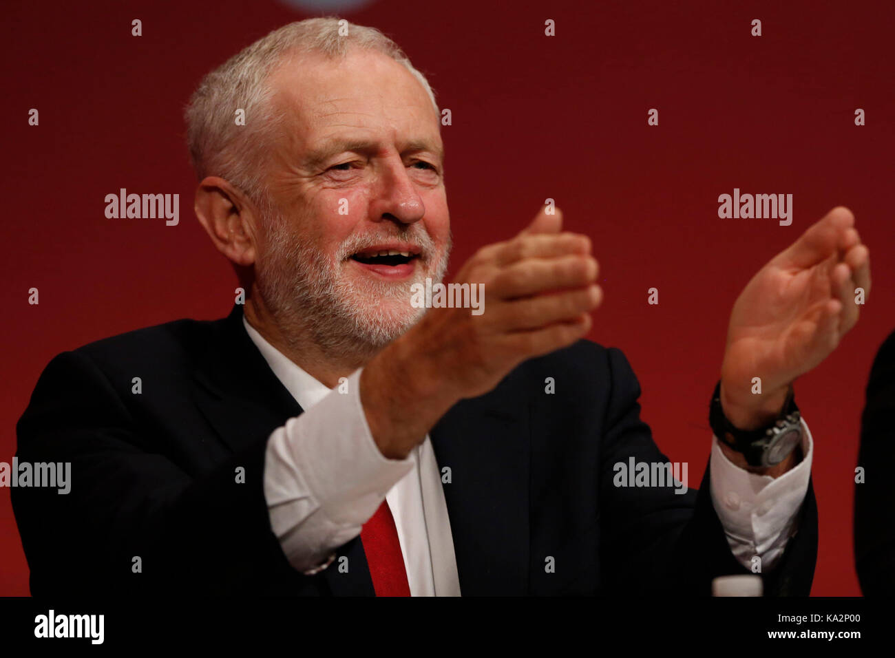 Brighton, UK. 24th September, 2017. Jeremy Corbyn, leader of Britain's opposition Labour party gestures during the annual Labour Party Conference in Brighton, UK Sunday, September 24, 2017. Photograph : Credit: Luke MacGregor/Alamy Live News Stock Photo