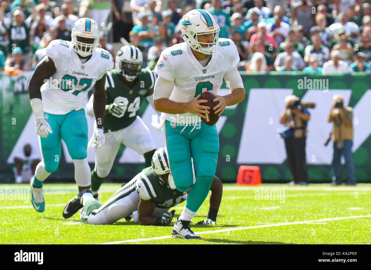 East Rutherford, New Jersey, USA. 24th Sep, 2017. Dolphins Quarterback ...
